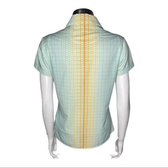 Nike  Golf Shirt Button Front Short Sleeve Golf Shirt Size Small - Picture 5 of 6